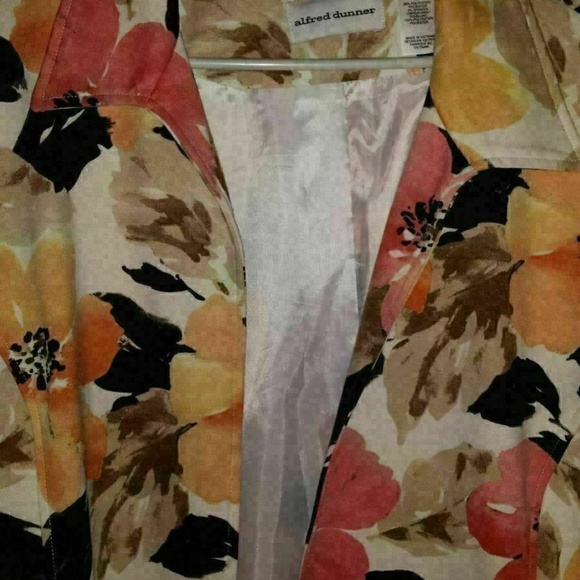 Stunning Alfred Dunner Blazer Career Top Office - Picture 2 of 5